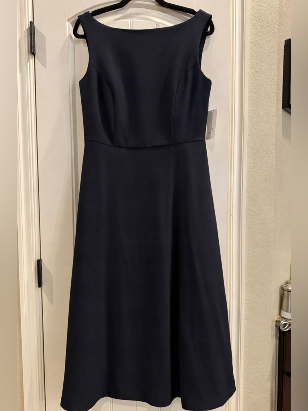 a new day Womens Sleeveless Tailored Midi Black Dress Medium NWT